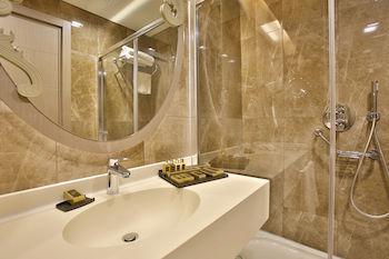 Doubletree By Hilton Atasehir And Conference Centre