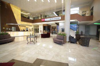 Hotel Doubletree By Hilton Atasehir And Conference Centre