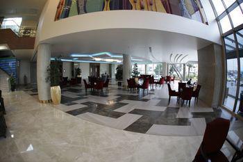 Hotel Doubletree By Hilton Atasehir And Conference Centre 5*