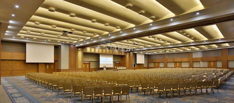 Hotel Doubletree By Hilton Atasehir And Conference Centre 5*