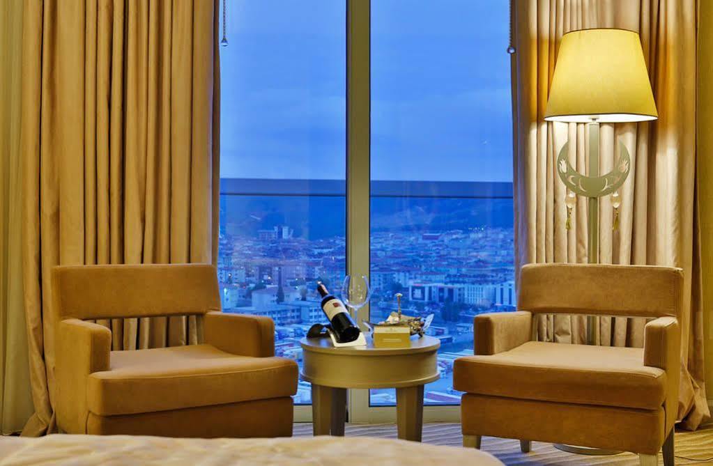 Doubletree By Hilton Atasehir And Conference Centre Hotel